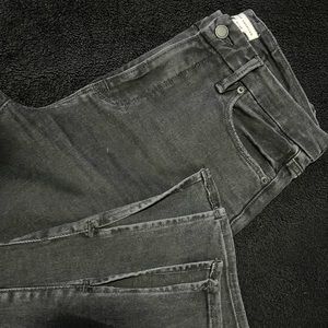 Good American “Good Legs” Darted High Waist Straight Leg In-Slit Jeans